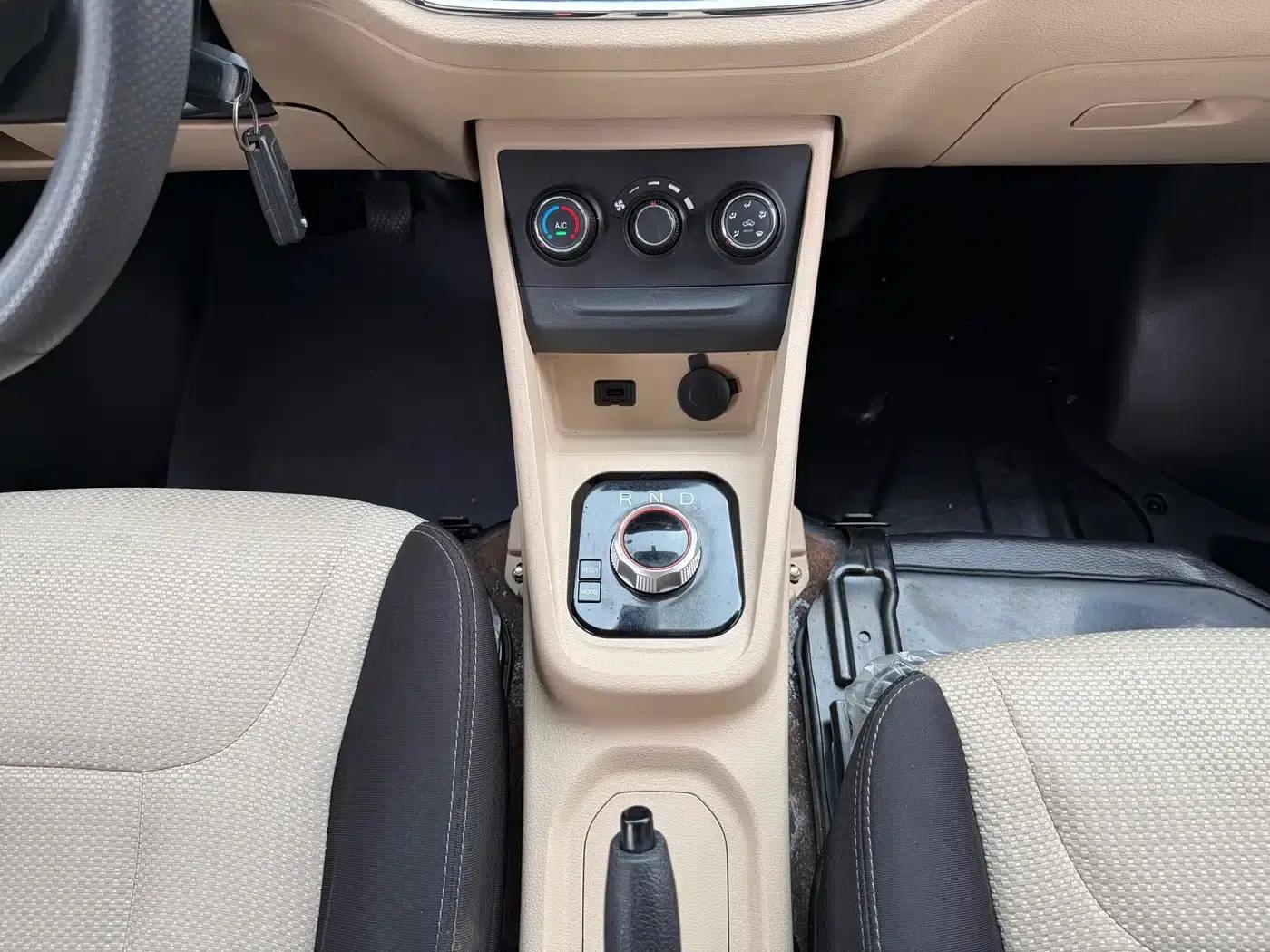 CrossStar V7 EV 2024 Model 239km/h Passenger Comfort 6-Seater — миниатюра 14