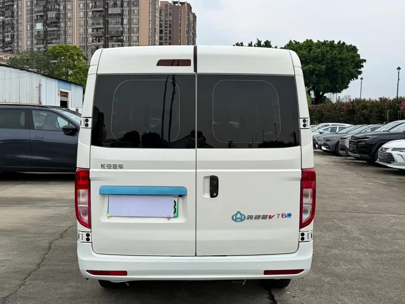 CrossStar V7 EV 2024 Model 239km/h Passenger Comfort 6-Seater — миниатюра 16