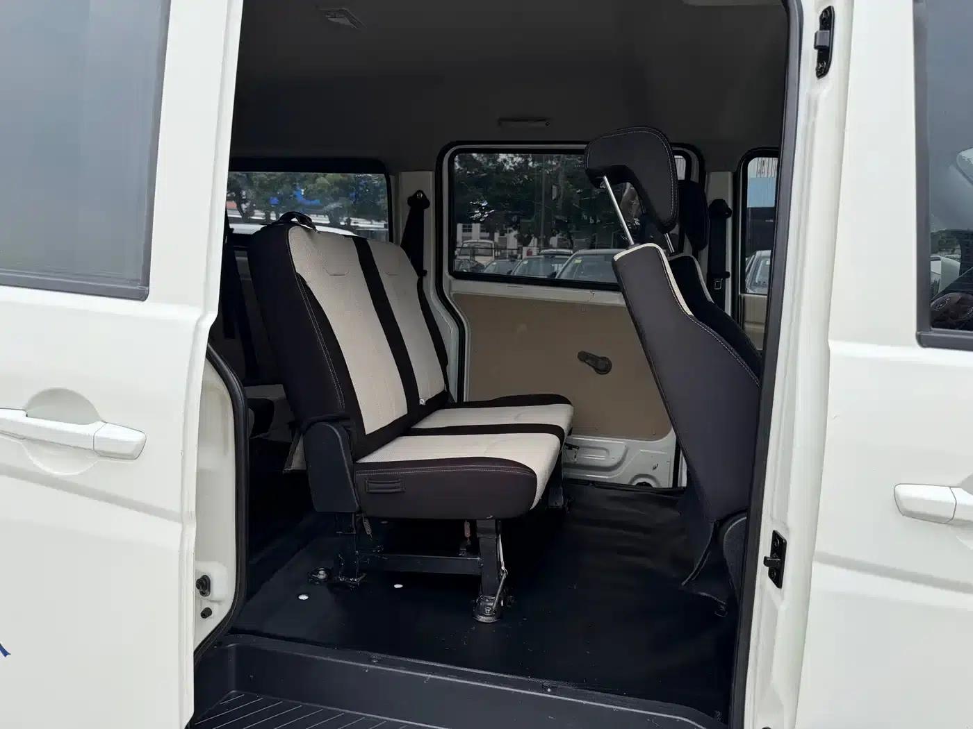 CrossStar V7 EV 2024 Model 239km/h Passenger Comfort 6-Seater — миниатюра 22