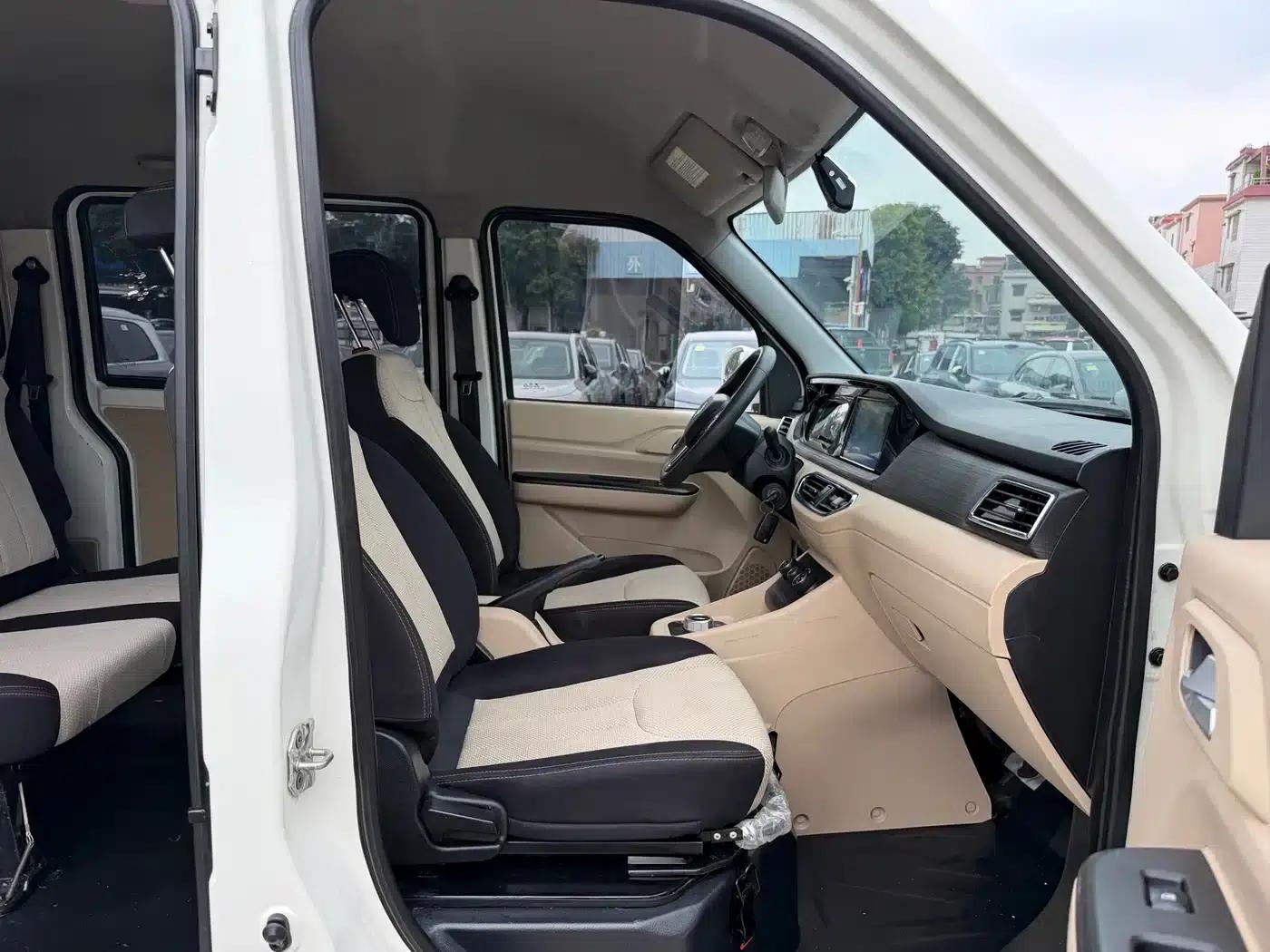CrossStar V7 EV 2024 Model 239km/h Passenger Comfort 6-Seater — миниатюра 23