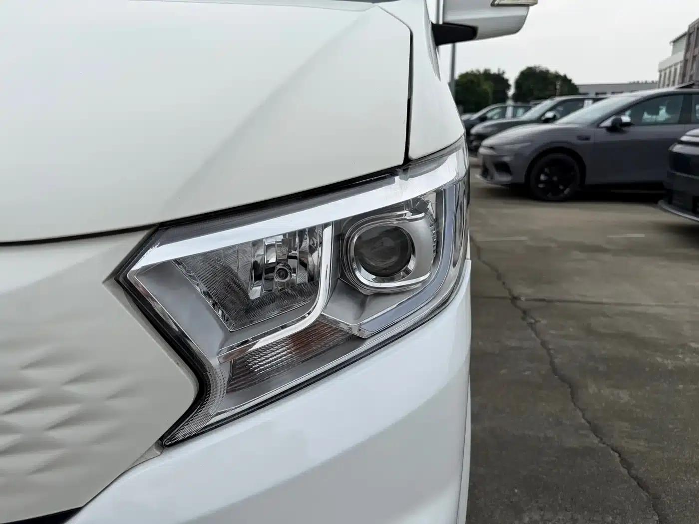 CrossStar V7 EV 2024 Model 239km/h Passenger Comfort 6-Seater — миниатюра 4