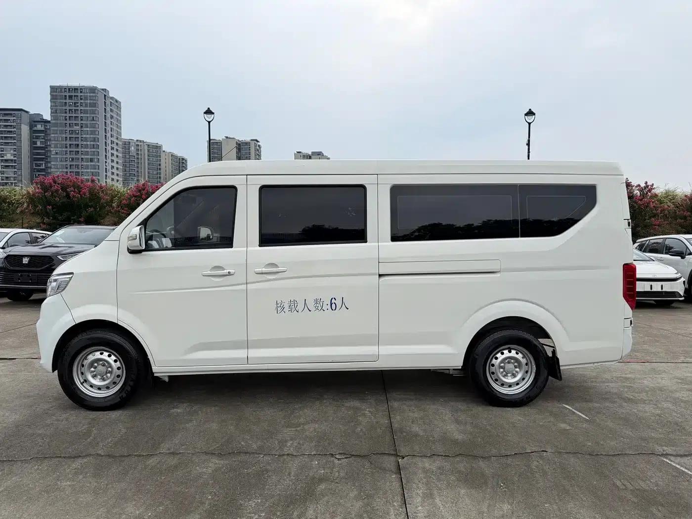 CrossStar V7 EV 2024 Model 239km/h Passenger Comfort 6-Seater — миниатюра 6
