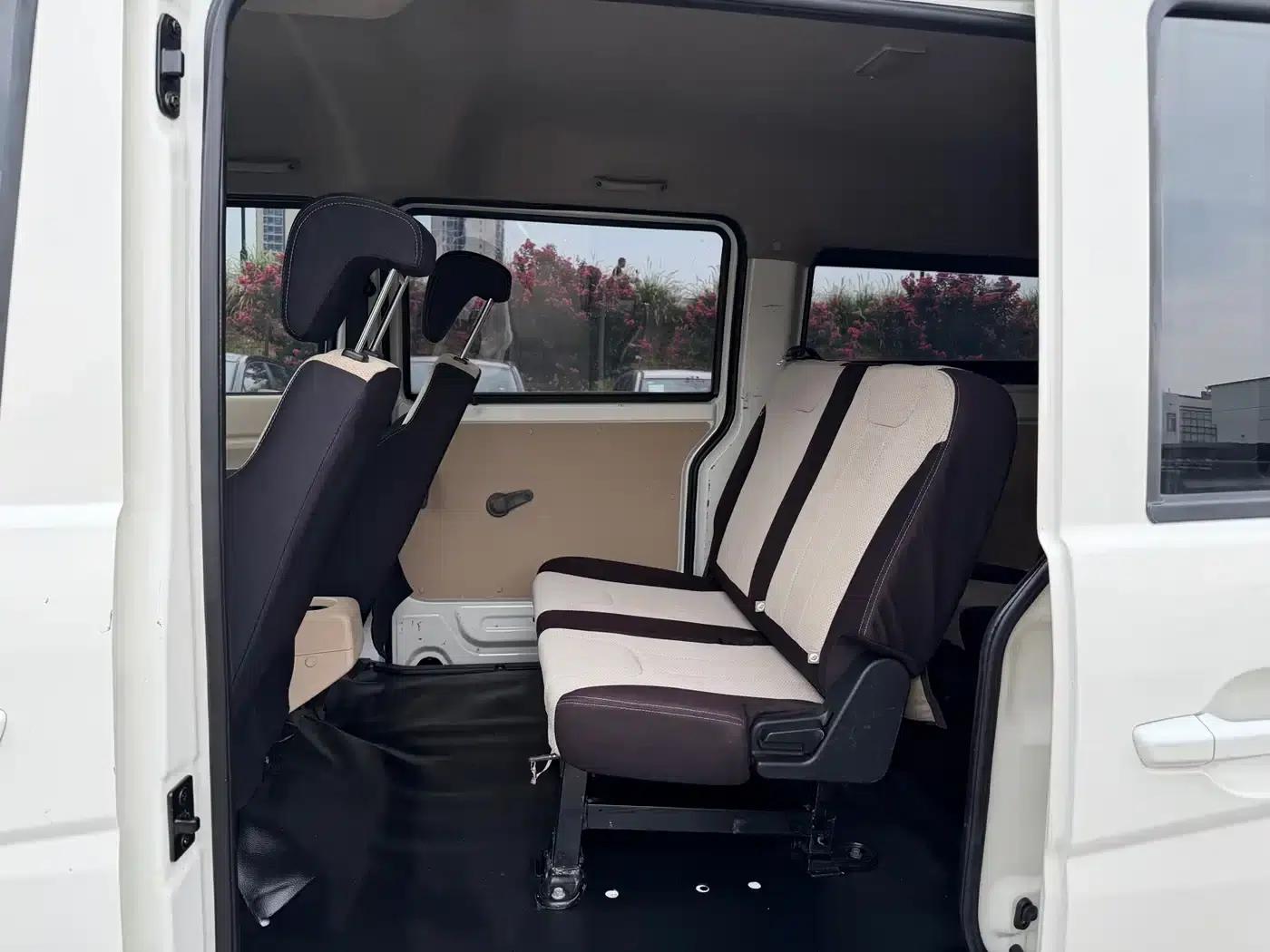 CrossStar V7 EV 2024 Model 239km/h Passenger Comfort 6-Seater — миниатюра 8