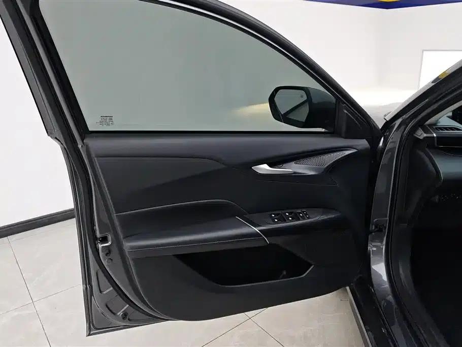 Changan Qiyuan A05 2024 Model - Truly Delicious Edition 70 Leading Type — миниатюра 7