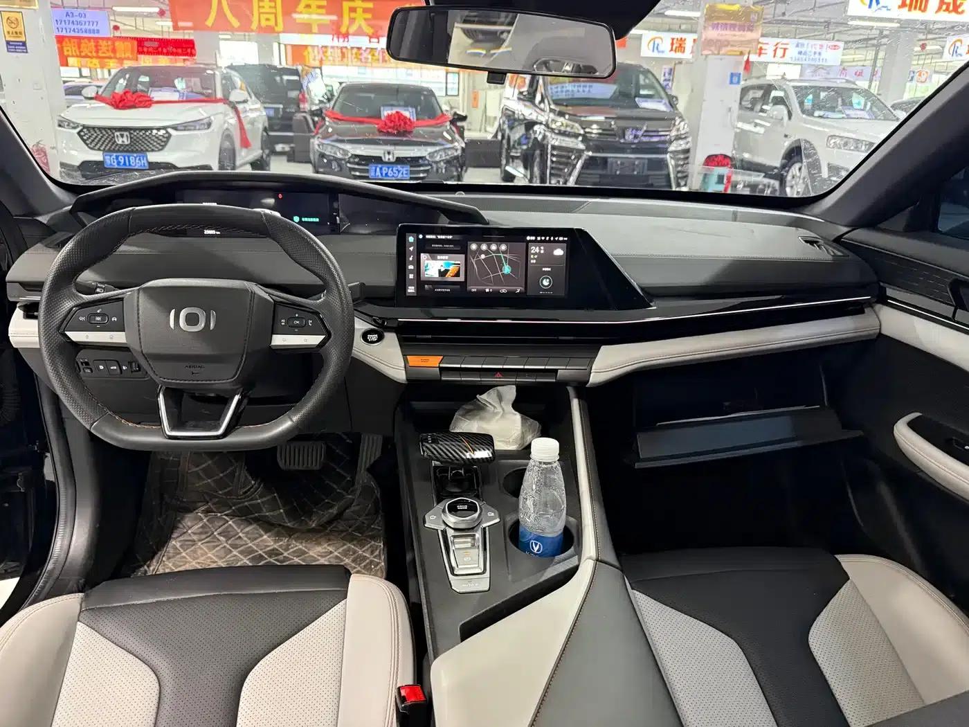Changan Qiyuan A06 2023 Model 1.5L Automatic — миниатюра 4