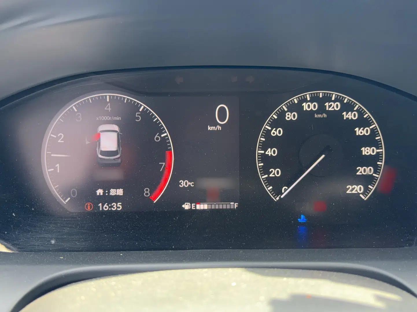 Honda ZR-V 2022 1.5T CVT Elite Edition — миниатюра 14