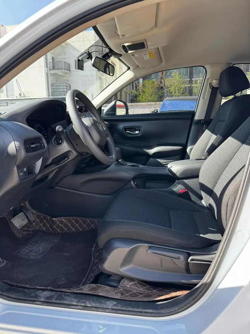 Honda ZR-V 2022 1.5T CVT Elite Edition — миниатюра 18