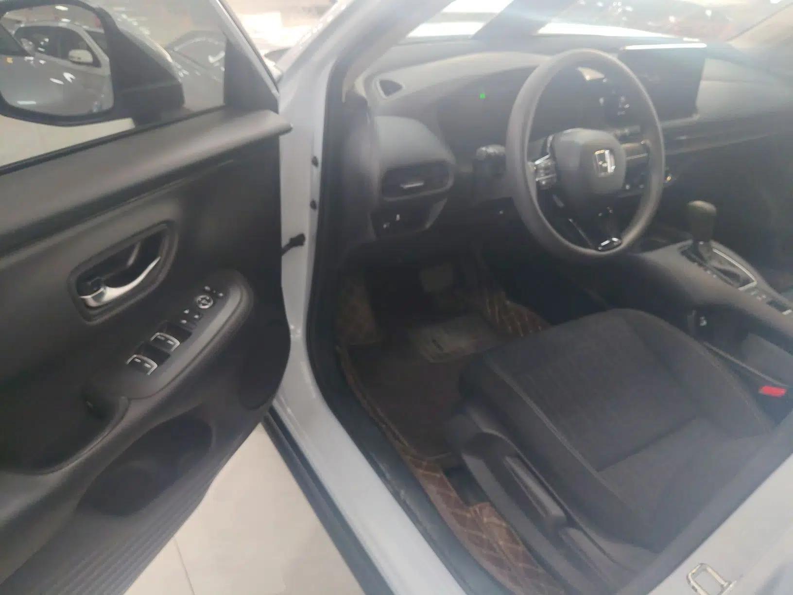 Honda ZR-V 2022 1.5T CVT Elite Edition — миниатюра 19