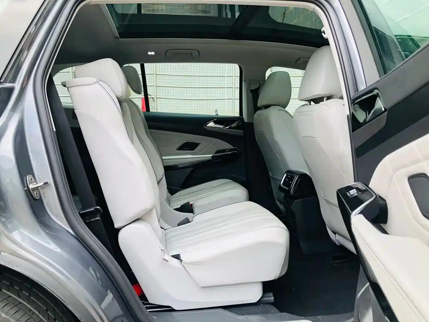 ID.6 X 2023 Upgraded All-Wheel Drive Version — миниатюра 11