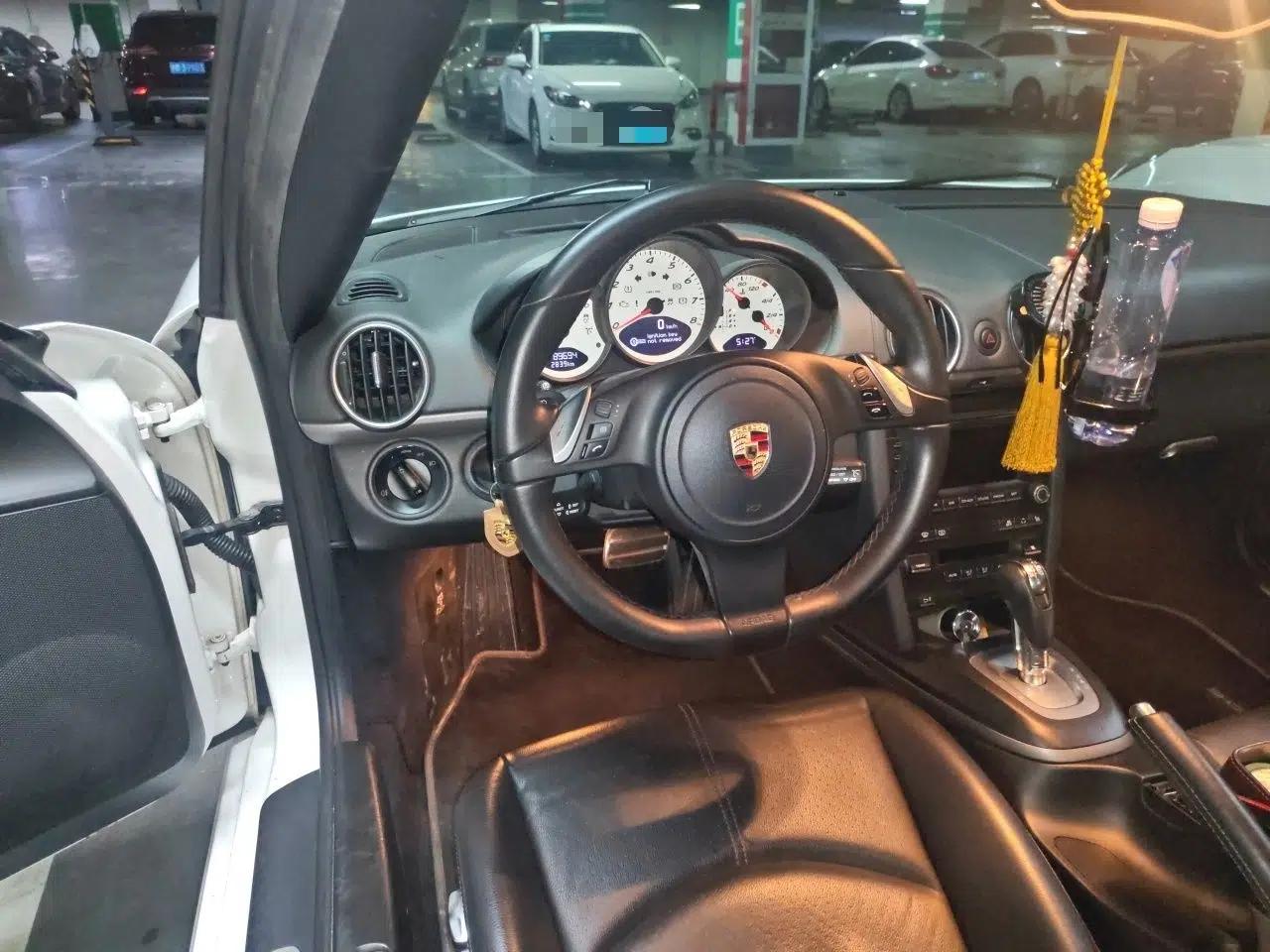 Porsche Cayman 2012 Cayman Black Edition 2.9L — миниатюра 10