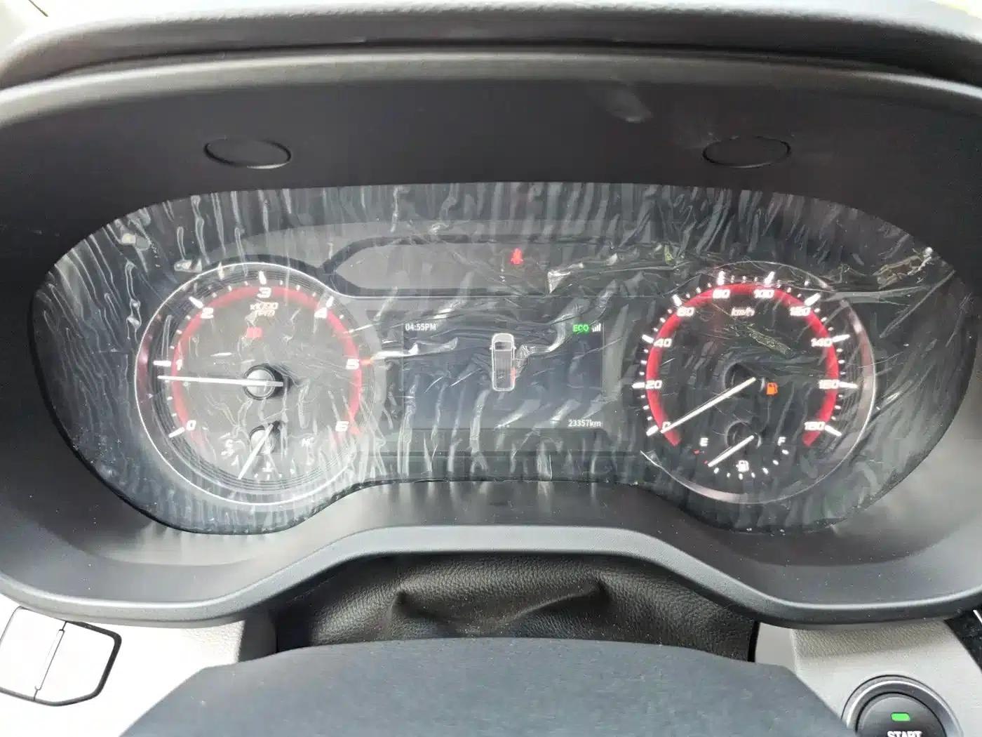 Xintu V70 2023 2.0T Elite Edition Manual Short Wheelbase Low Roof 5/6 Seats (125Ps) — миниатюра 15