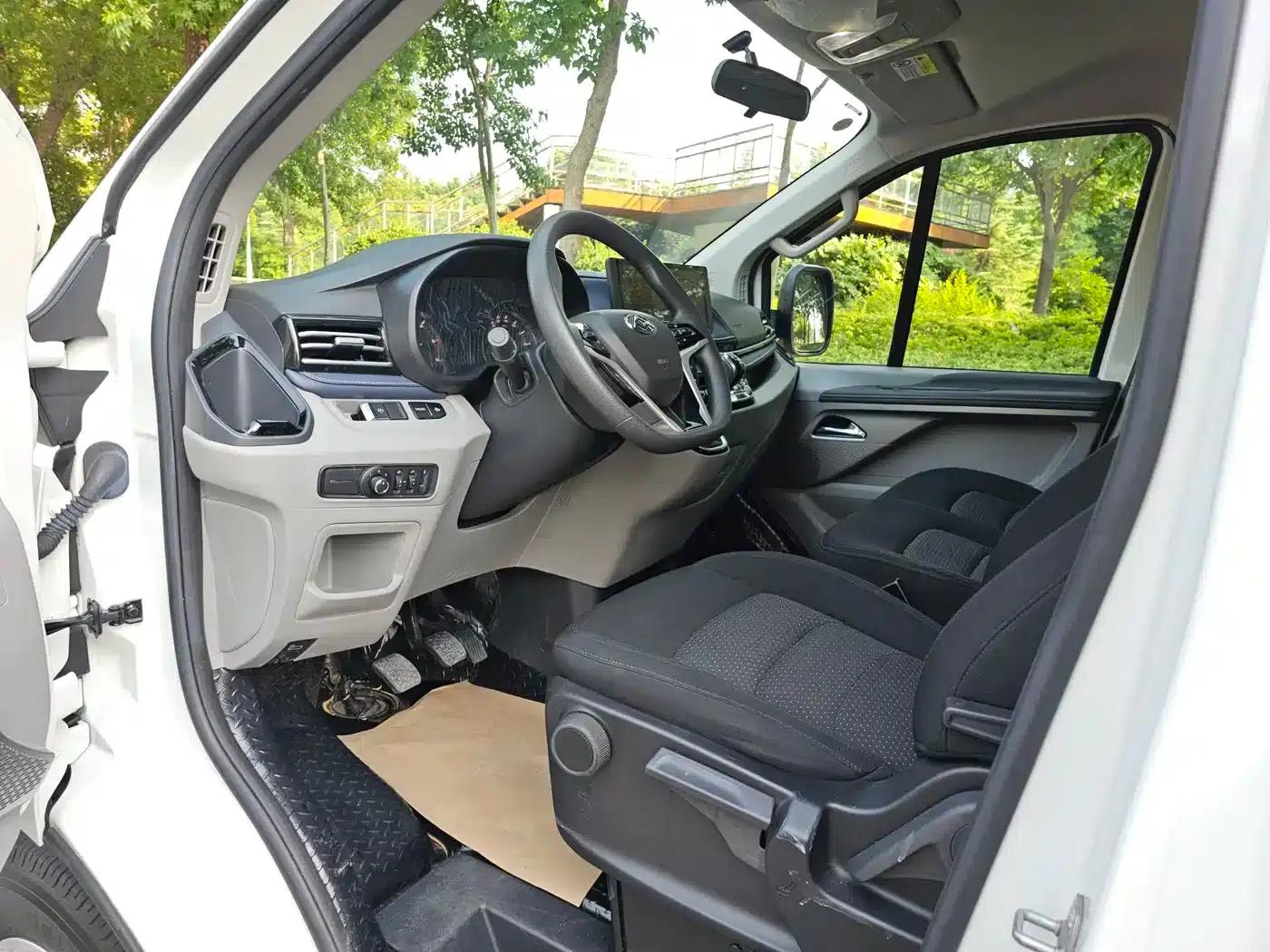 Xintu V70 2023 2.0T Elite Edition Manual Short Wheelbase Low Roof 5/6 Seats (125Ps) — миниатюра 10