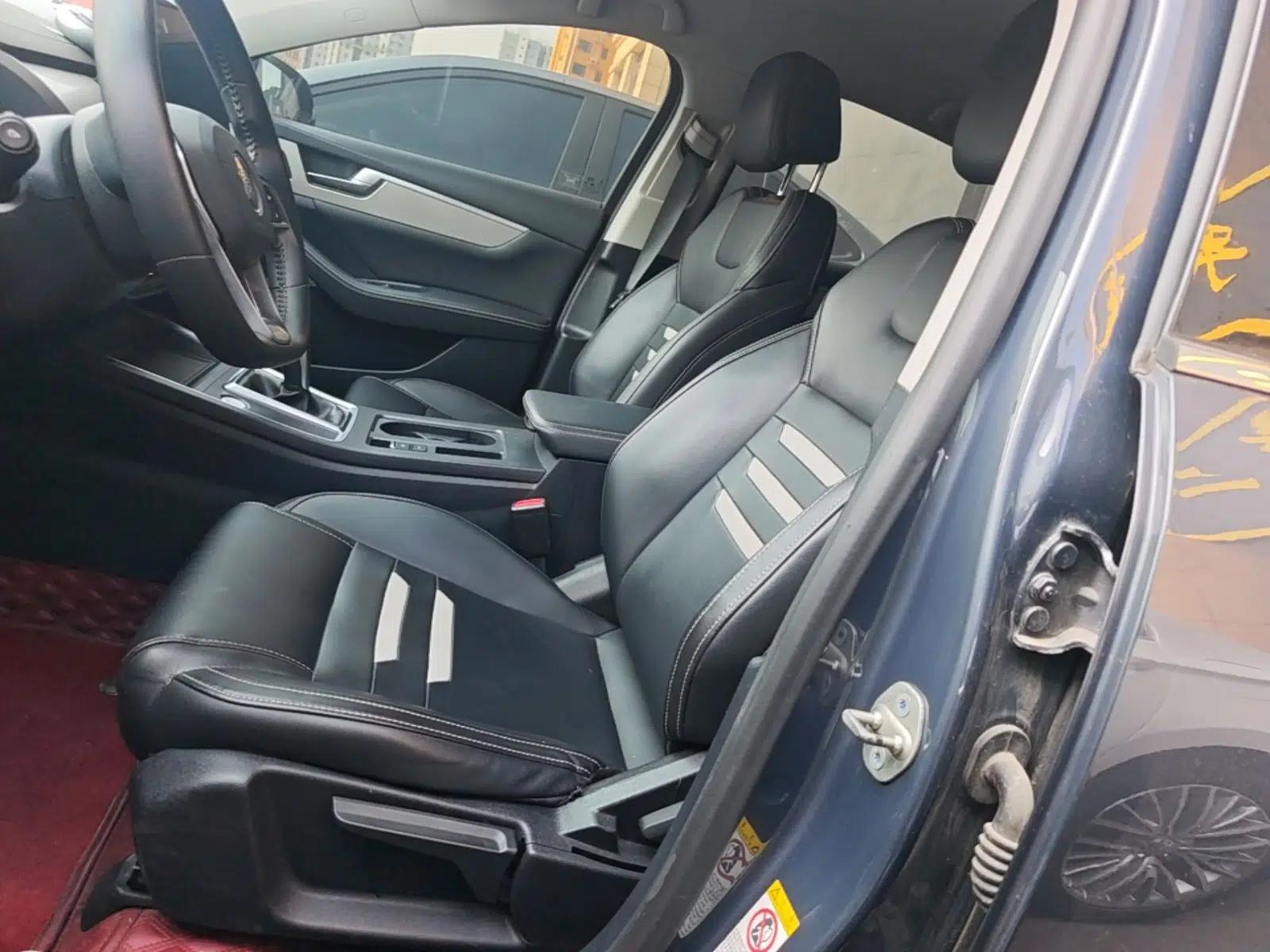 BYD Qin Pro 2018 1.5TI Automatic Smart Connect FENGSHANG Model — миниатюра 22