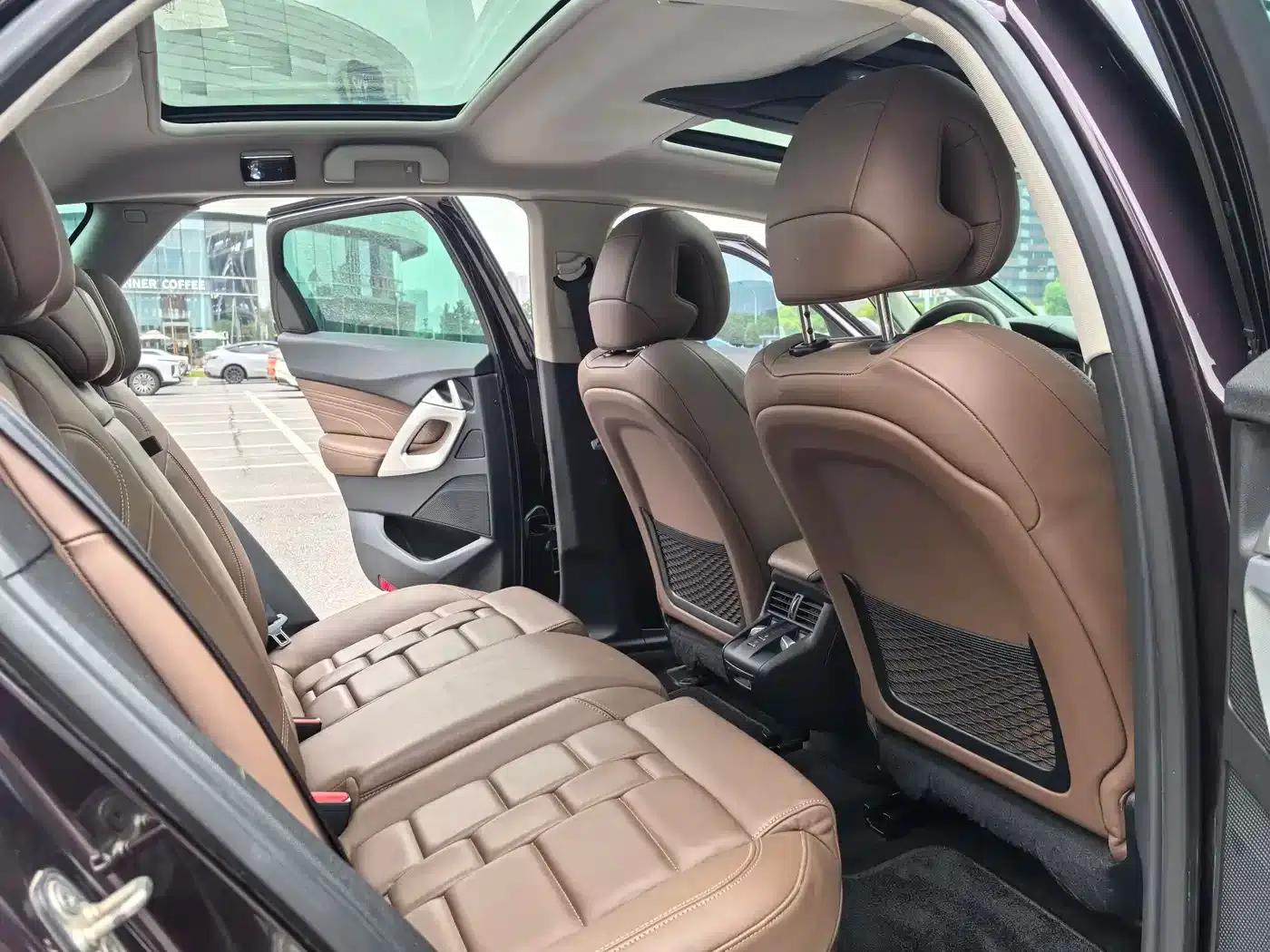 DS 5 2014 1.6T Premium Edition THP200 — миниатюра 11