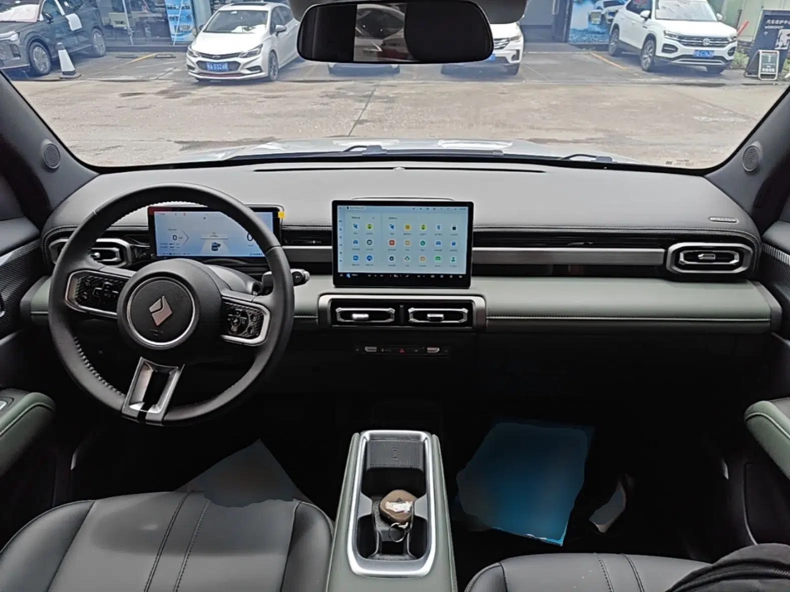 Baojun Spark EUV 2024 Prestige Edition 4 Seats — миниатюра 12