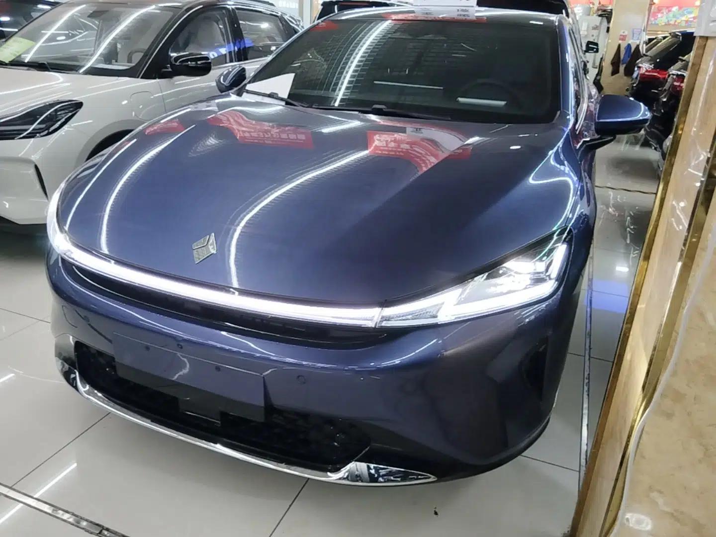 Baojun Enjoy 2025 Plug-in Hybrid 140km Luxury Edition — миниатюра 1