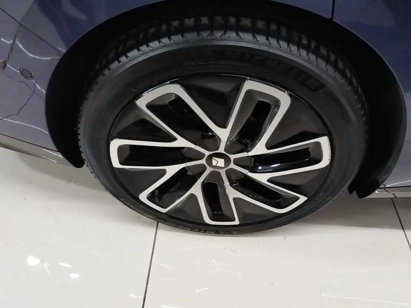 Baojun Enjoy 2025 Plug-in Hybrid 140km Luxury Edition — миниатюра 11