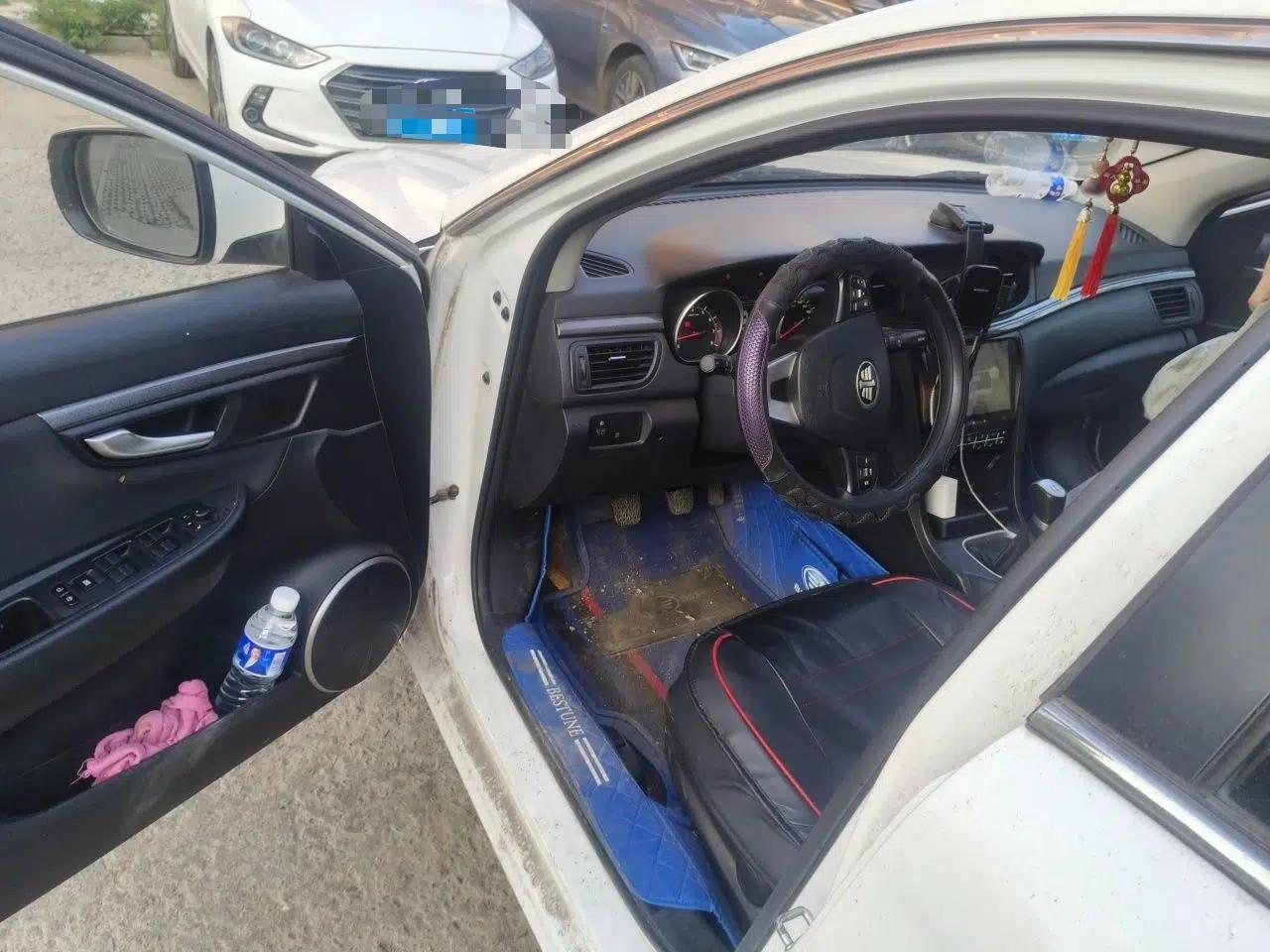 Bestune B50 2016 1.6L manual Comfort trim level — миниатюра 16