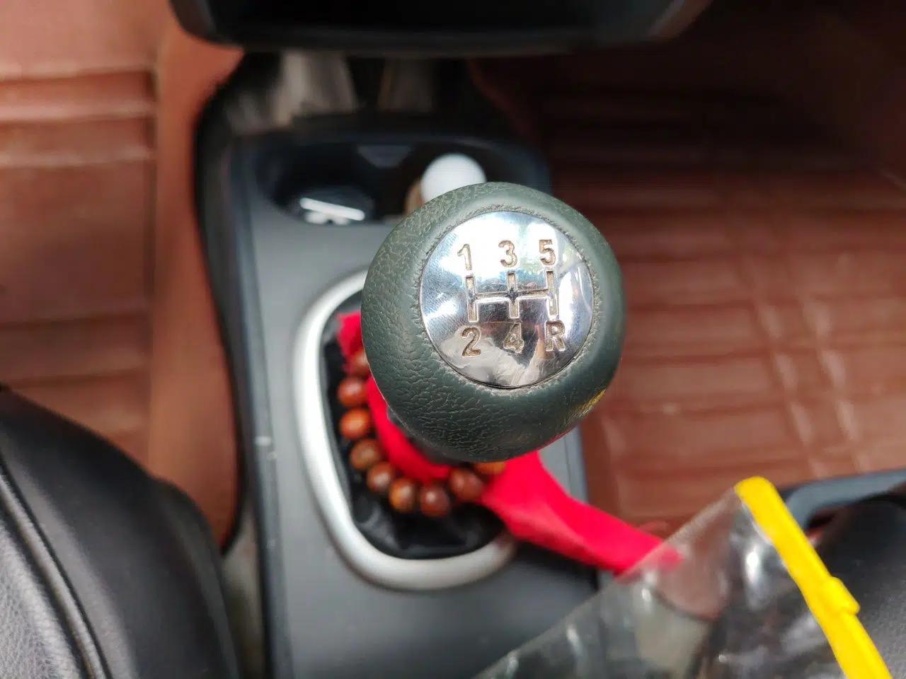 CHANGAN CX20 2011 1.3L Manual Sport Edition — миниатюра 14