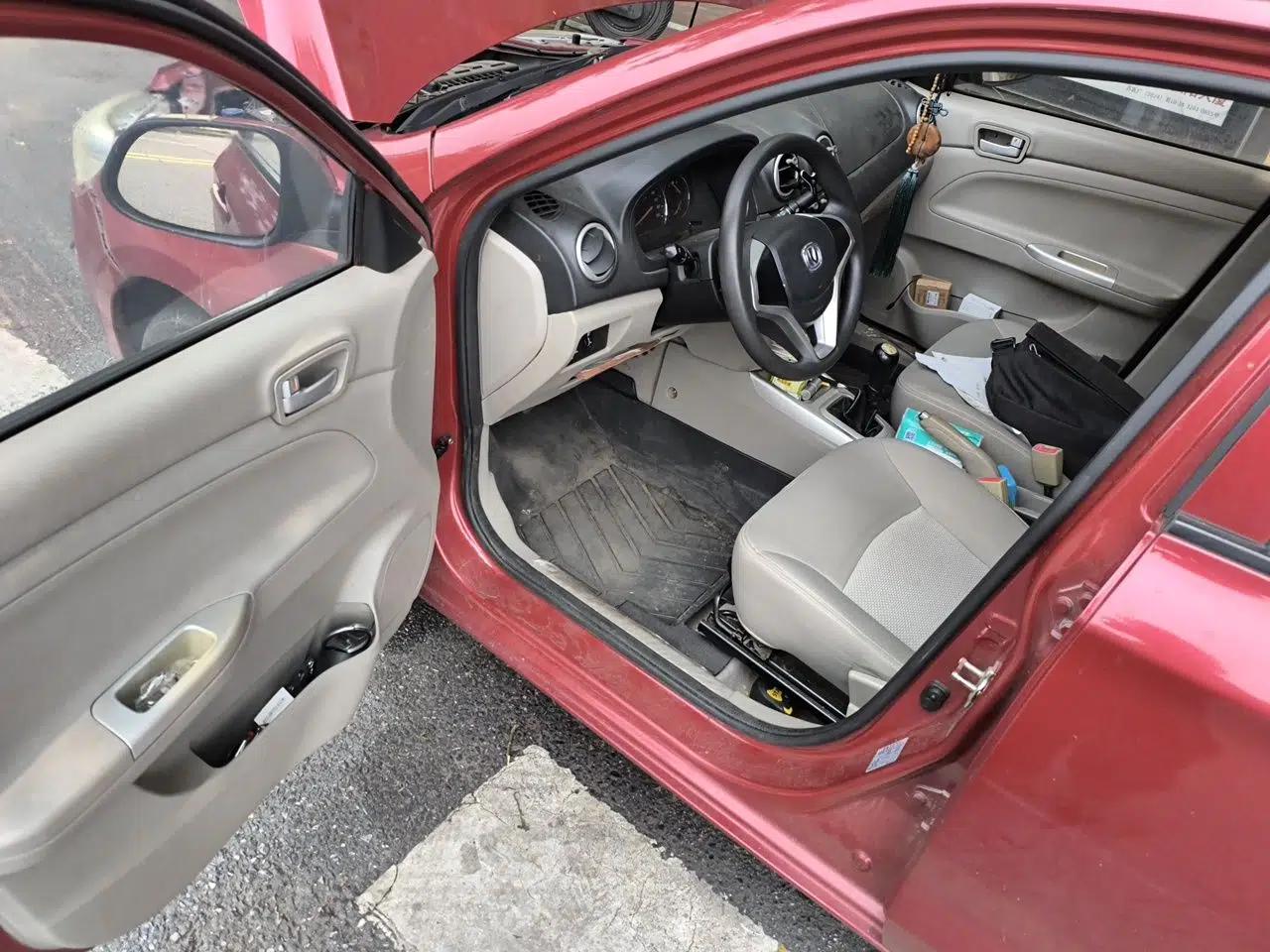 CHANGAN Alsvin V3 2012 1.3L Manual Luxury Version China IV Standard — миниатюра 16