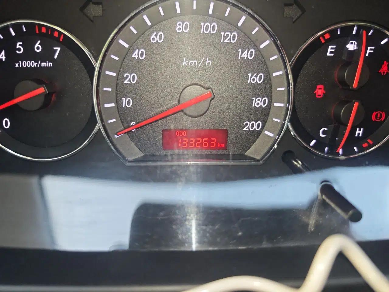 CHANGAN Alsvin V3 2012 1.3L Manual Comfort Version China IV Standard — миниатюра 12