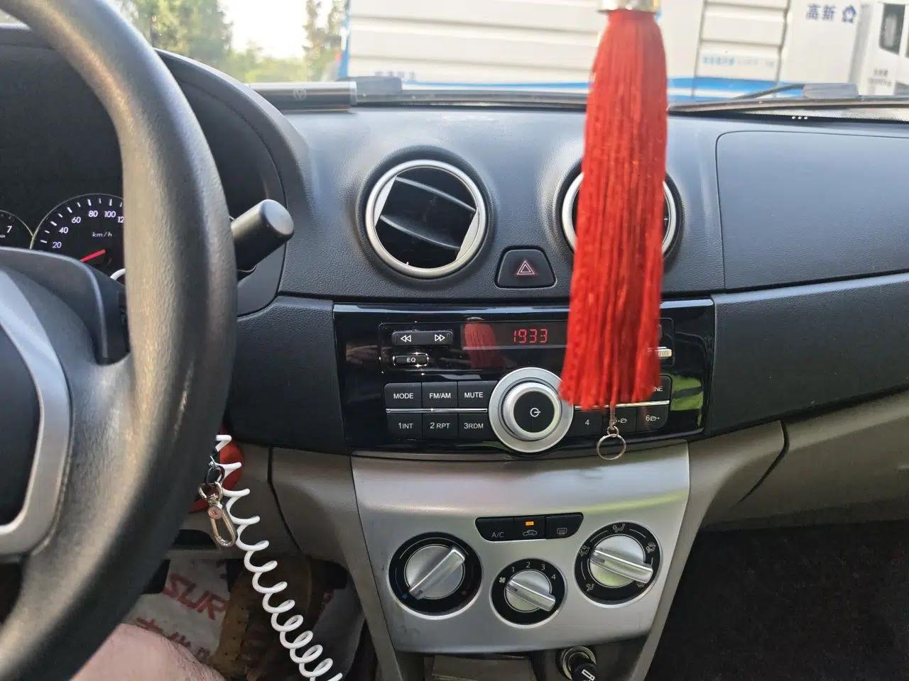 CHANGAN Alsvin V3 2012 1.3L Manual Comfort Version China IV Standard — миниатюра 13