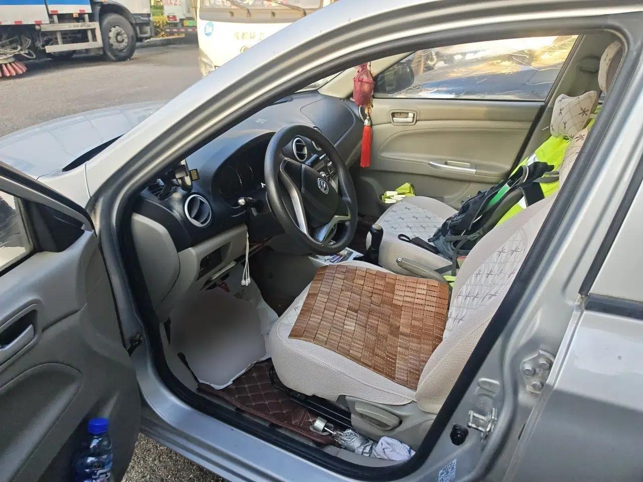 CHANGAN Alsvin V3 2012 1.3L Manual Comfort Version China IV Standard — миниатюра 16