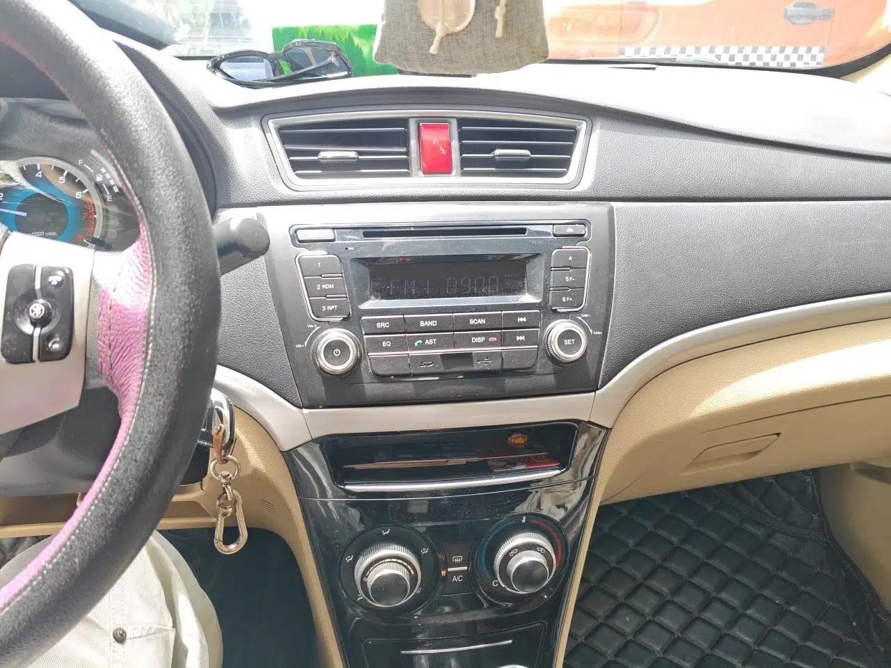 Great Wall C30 2015 Classic Edition 1.5L Manual Enjoyment Model — миниатюра 13