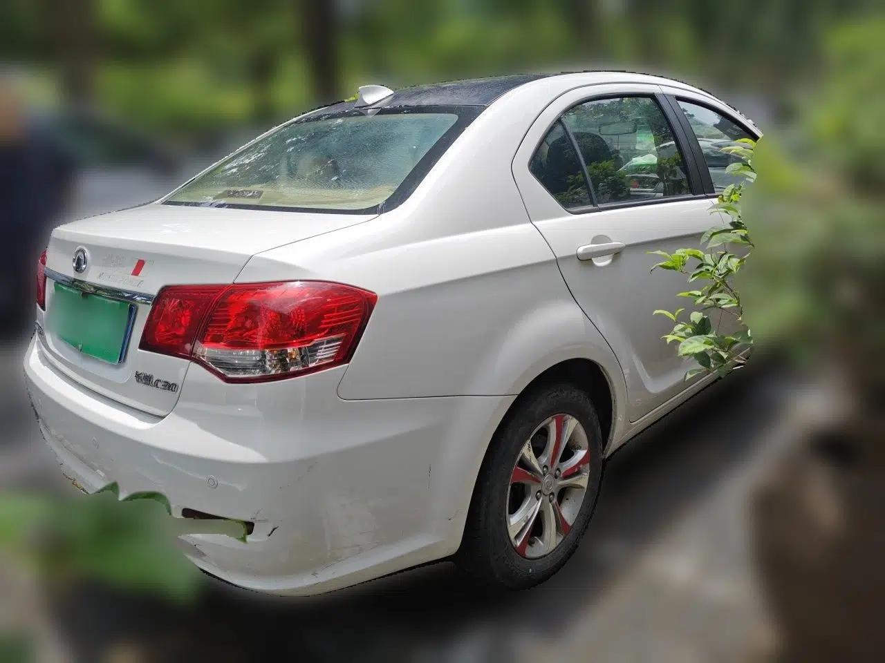 Great Wall C30 2015 Classic Edition 1.5L Manual Enjoyment Model — миниатюра 6