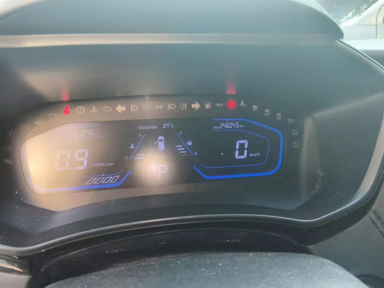 CHANGAN OSHAN A800 2017 1.5T Automatic Standard Model — миниатюра 12