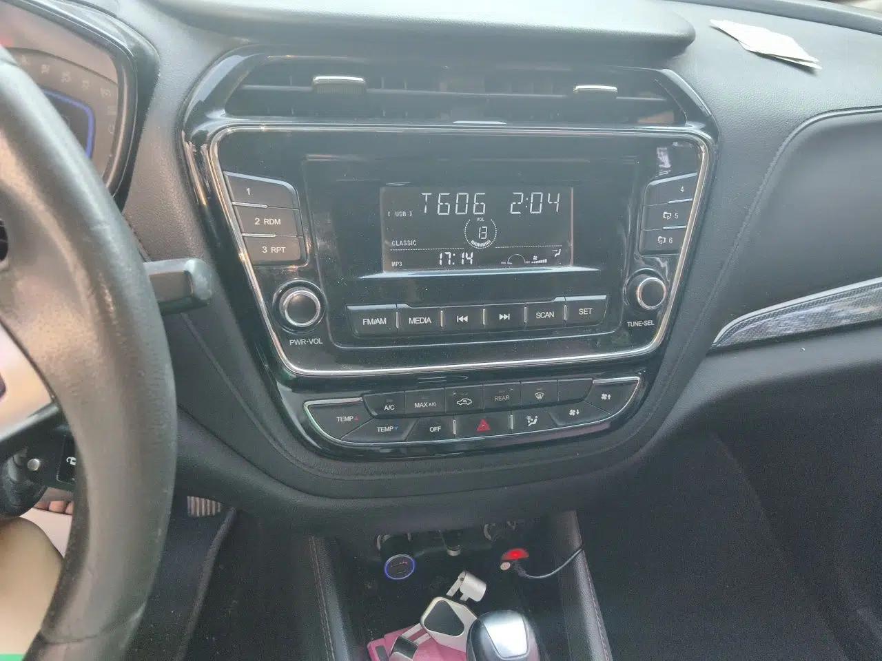 CHANGAN OSHAN A800 2017 1.5T Automatic Standard Model — миниатюра 13