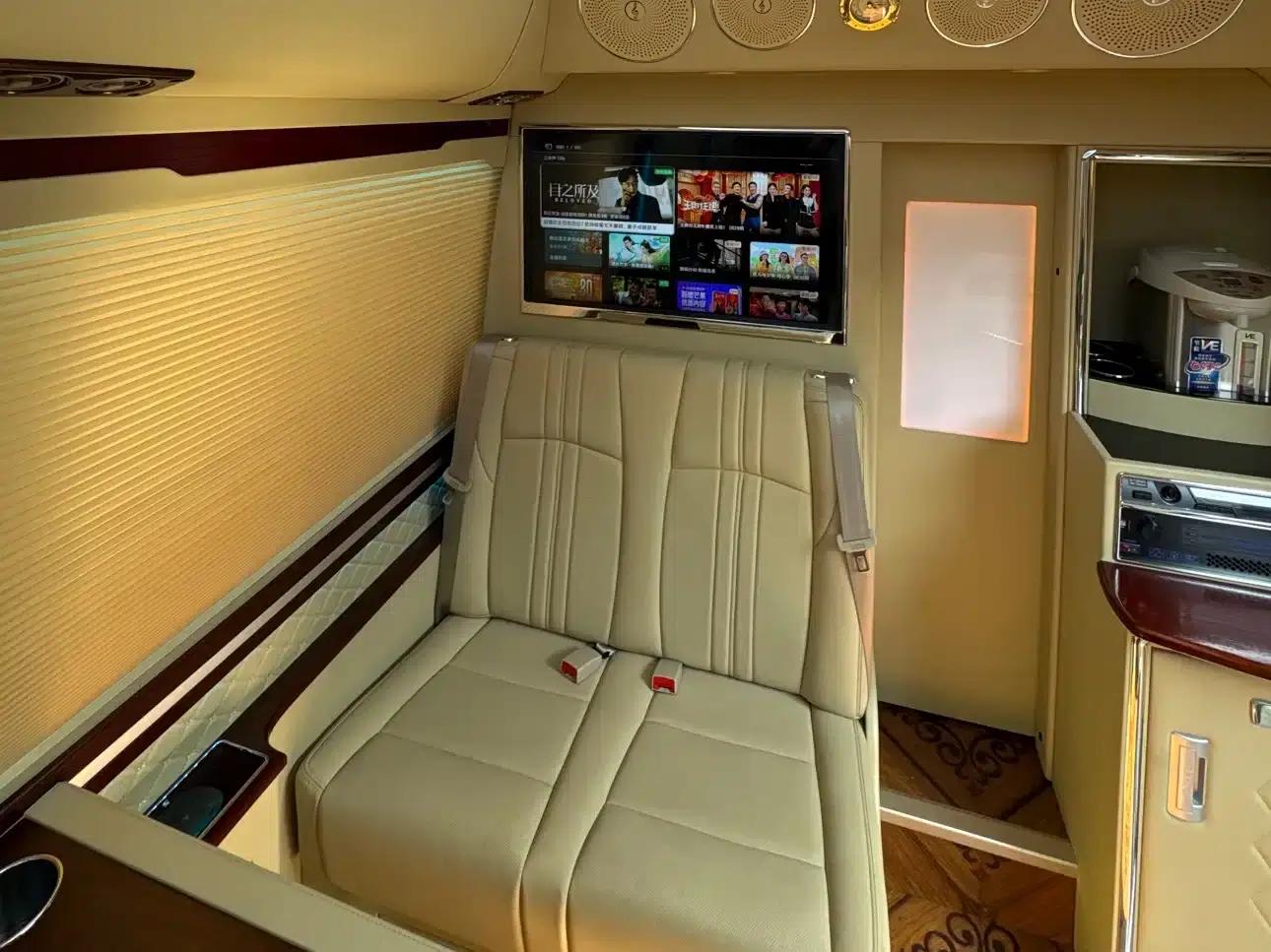 2019 Toyota Coaster 4.0L Luxury SUV GRB53L-ZEMNK 23-seat (no armrests) 9GR — миниатюра 12