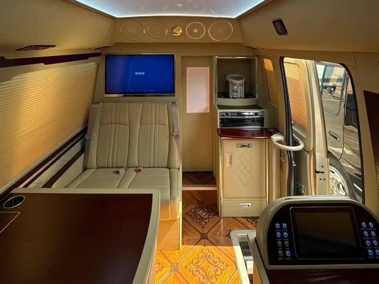 2019 Toyota Coaster 4.0L Luxury SUV GRB53L-ZEMNK 23-seat (no armrests) 9GR — миниатюра 10
