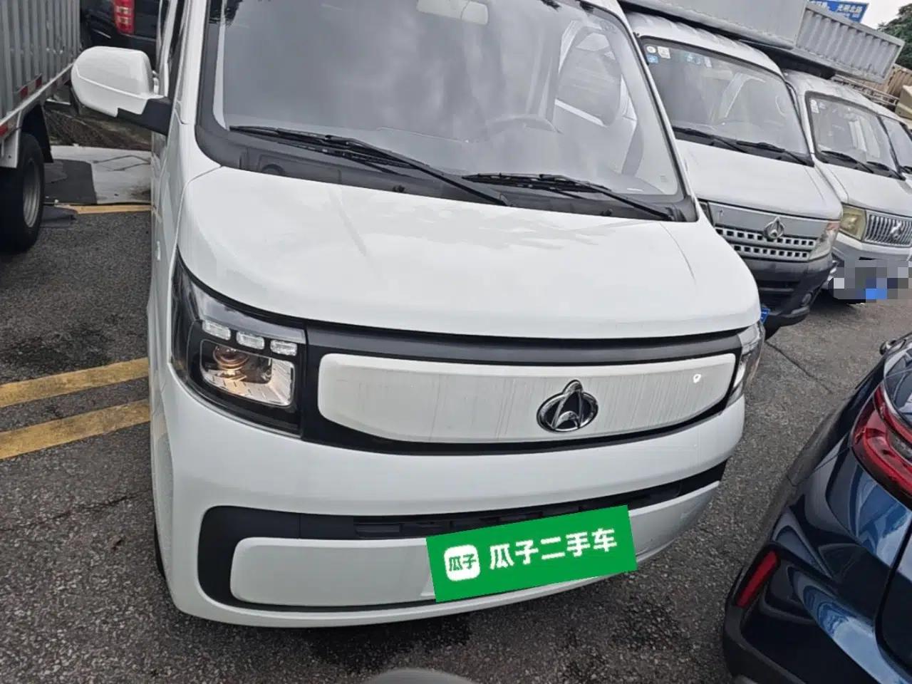 CHANGAN KAICHENG Ruixing EM80 2025 Passenger Version Comfort Edition 6-Seater 300 km Dual-Swing Doors — миниатюра 2