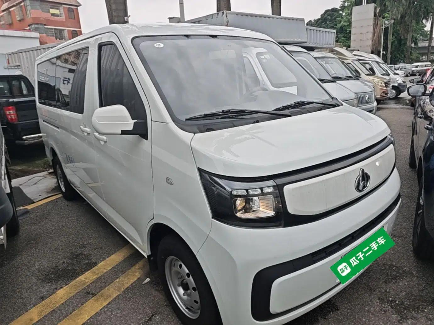 CHANGAN KAICHENG Ruixing EM80 2025 Passenger Version Comfort Edition 6-Seater 300 km Dual-Swing Doors — миниатюра 3