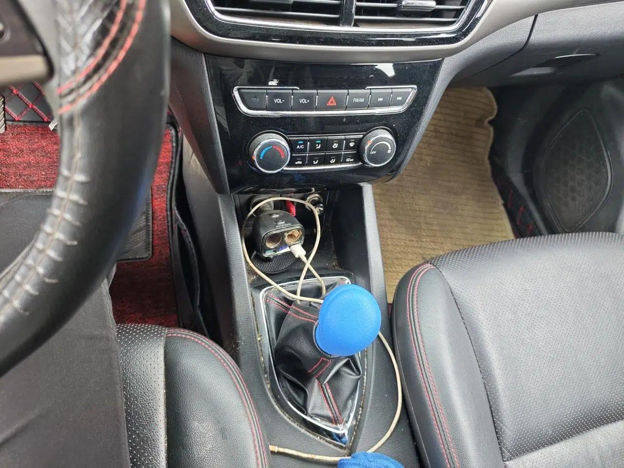 CHANGAN KAICHENG Oushang A600 2016 1.5L Manual Luxury 7-Seater — миниатюра 14