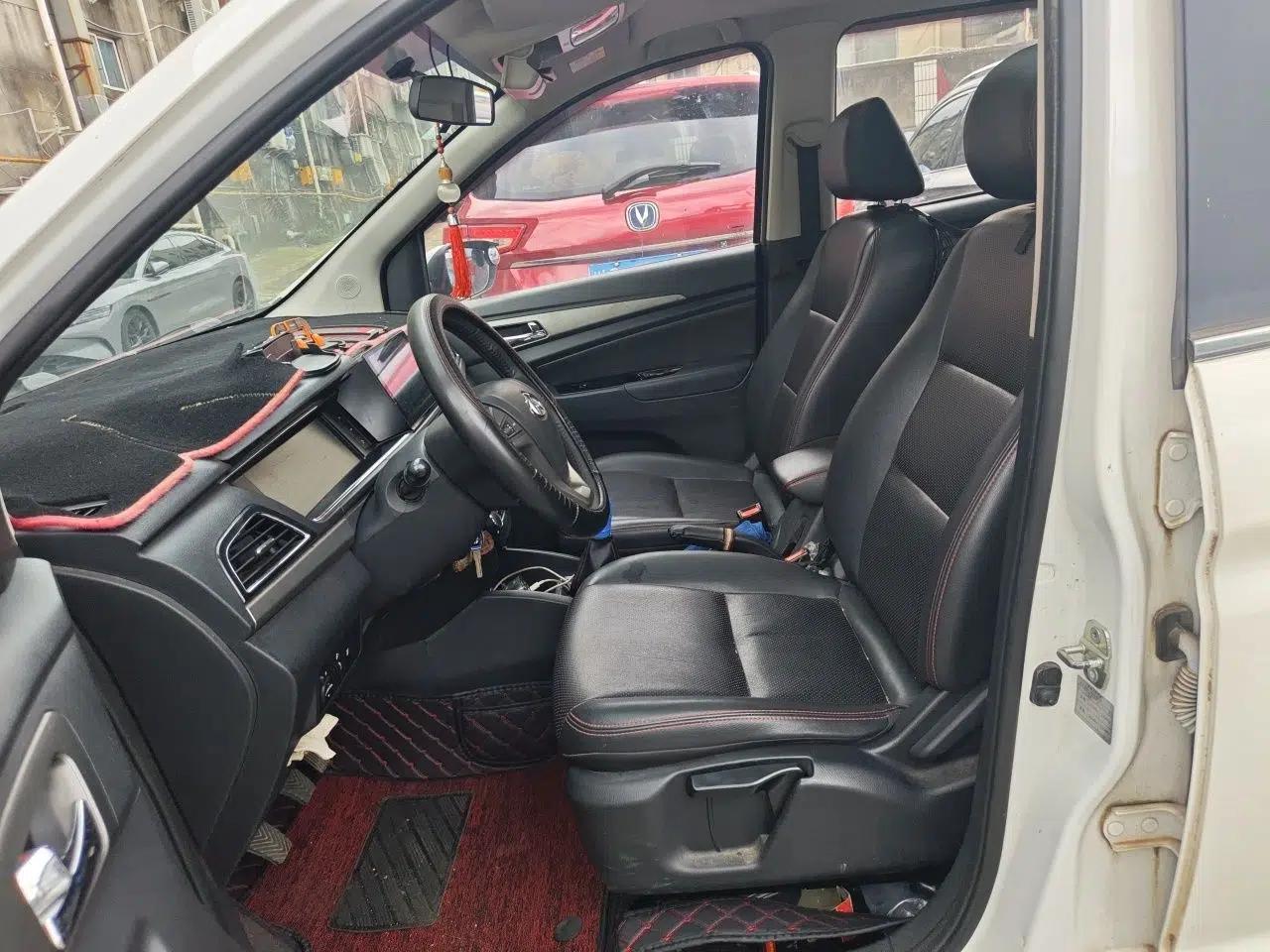 CHANGAN KAICHENG Oushang A600 2016 1.5L Manual Luxury 7-Seater — миниатюра 15