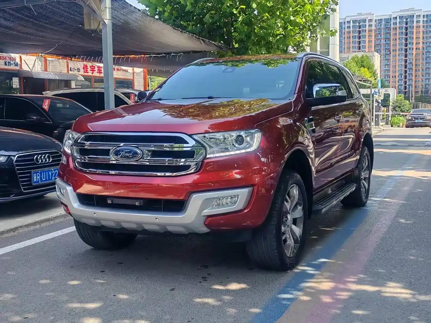2017 Ford Everest 2.0T Gasoline Automatic 4WD Flagship Edition 7-Seater — миниатюра 1