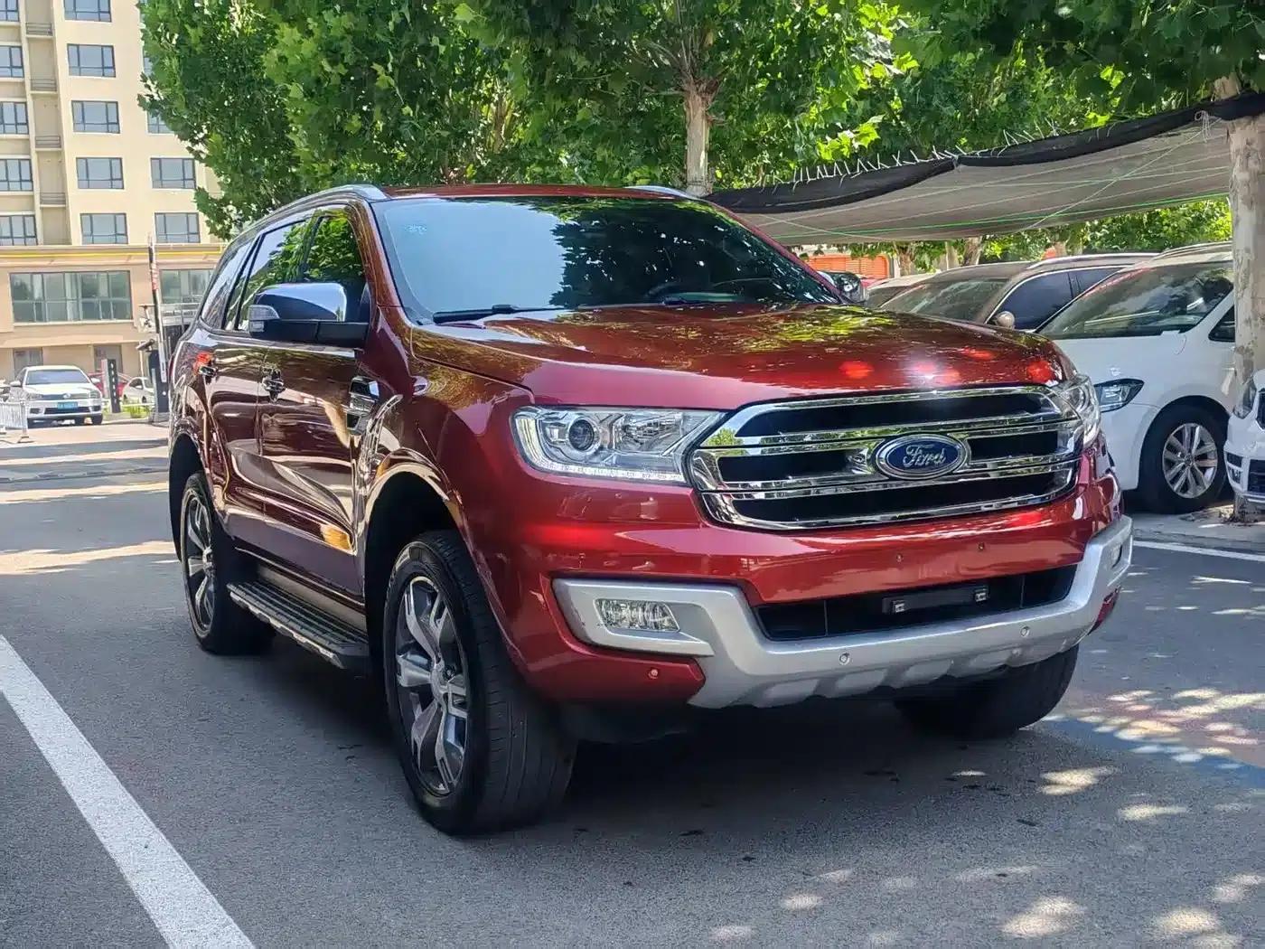 2017 Ford Everest 2.0T Gasoline Automatic 4WD Flagship Edition 7-Seater — миниатюра 2