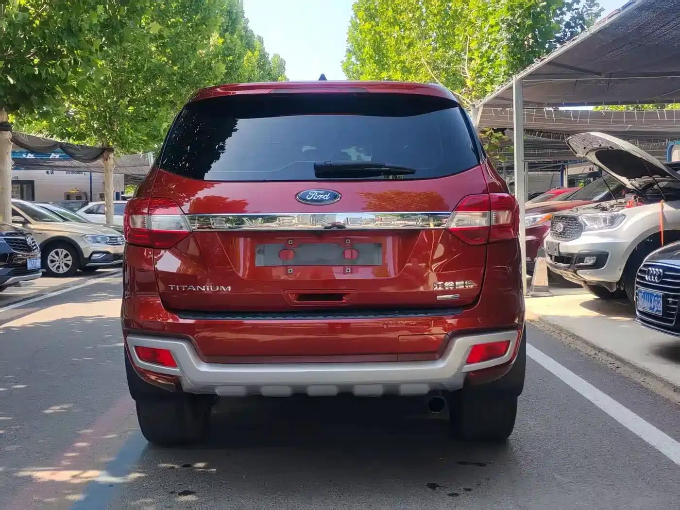 2017 Ford Everest 2.0T Gasoline Automatic 4WD Flagship Edition 7-Seater — миниатюра 18