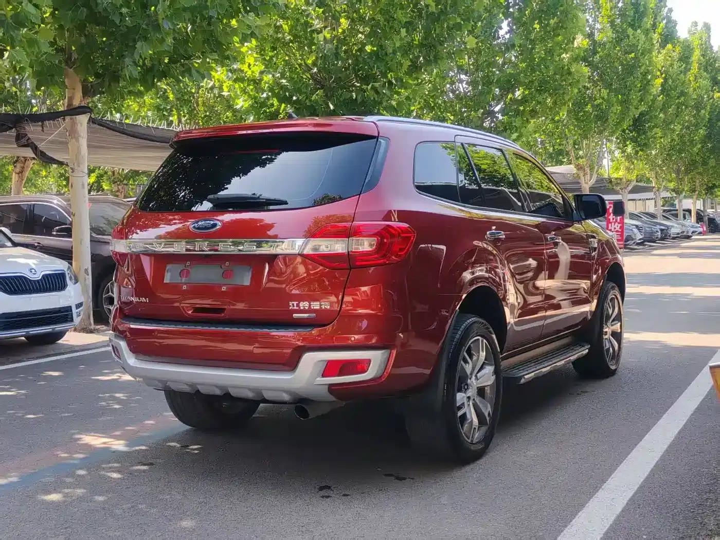 2017 Ford Everest 2.0T Gasoline Automatic 4WD Flagship Edition 7-Seater — миниатюра 20