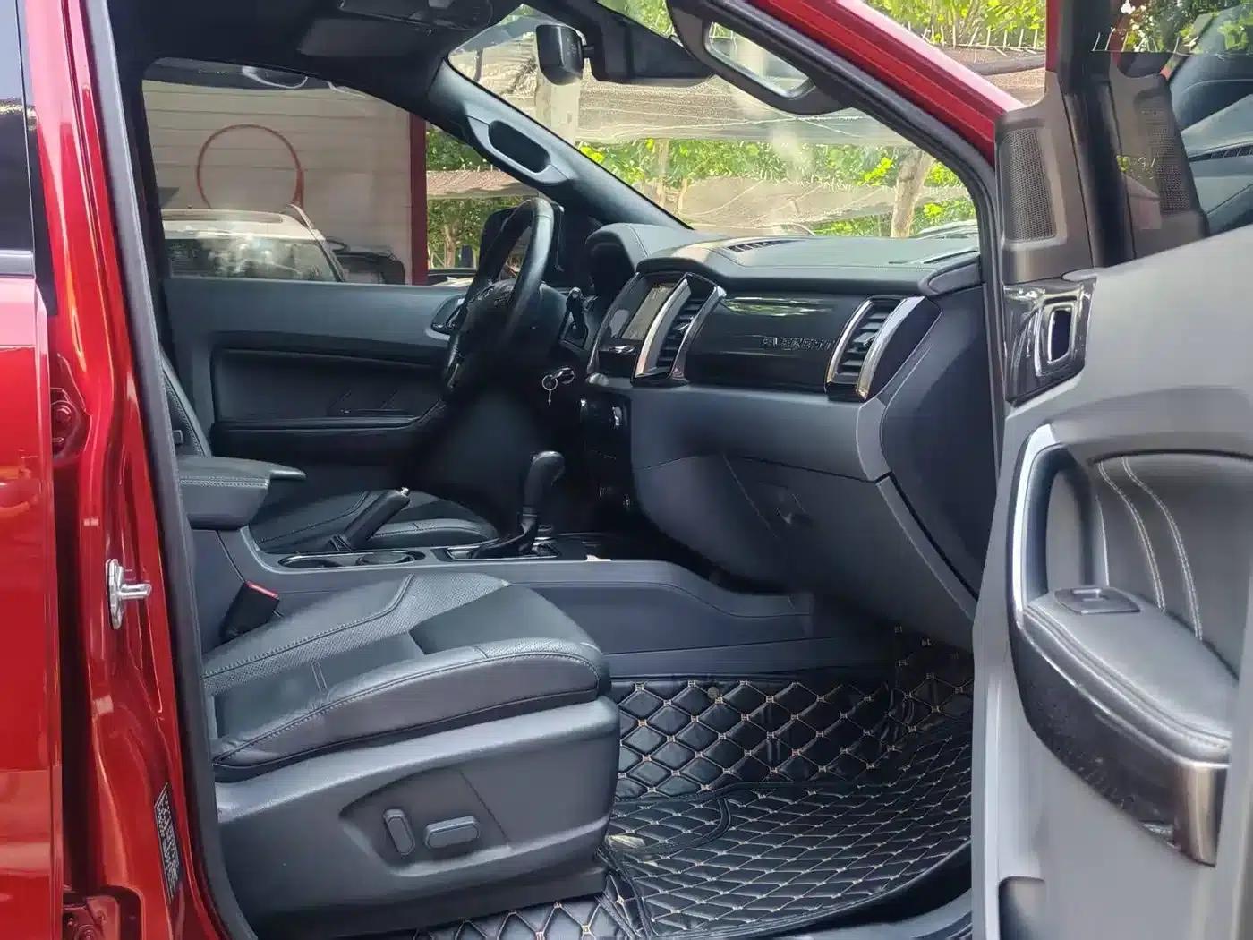 2017 Ford Everest 2.0T Gasoline Automatic 4WD Flagship Edition 7-Seater — миниатюра 7