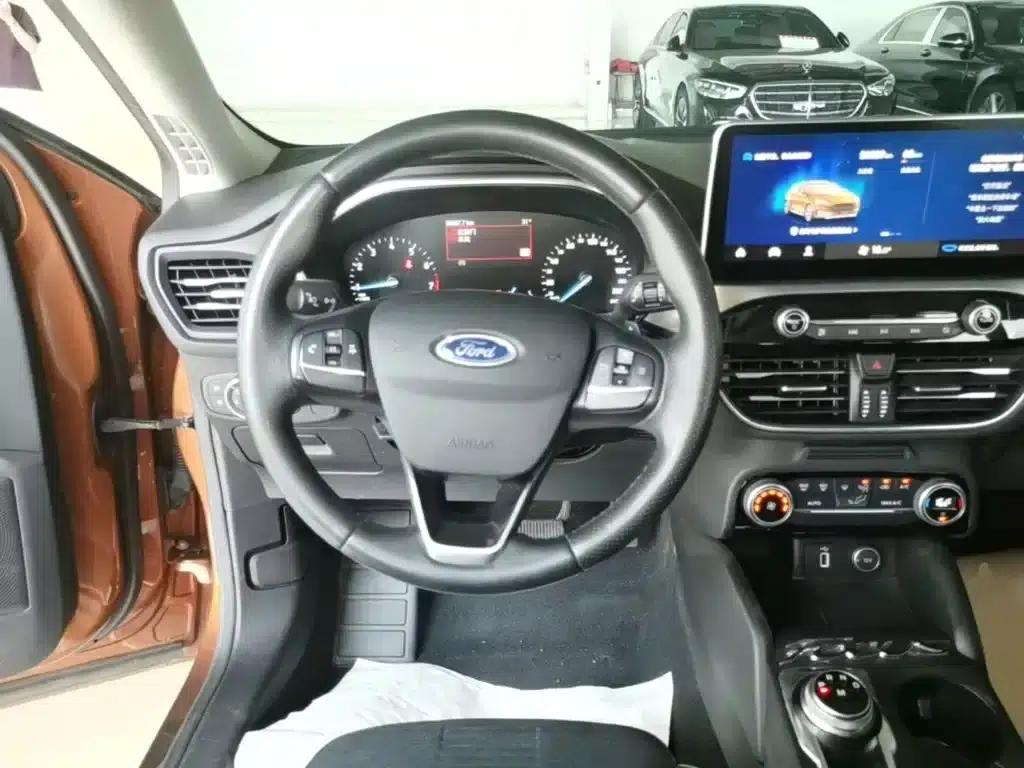 Ford Focus Active 2020 EcoBoost 180 Automatic Trend Edition — миниатюра 11