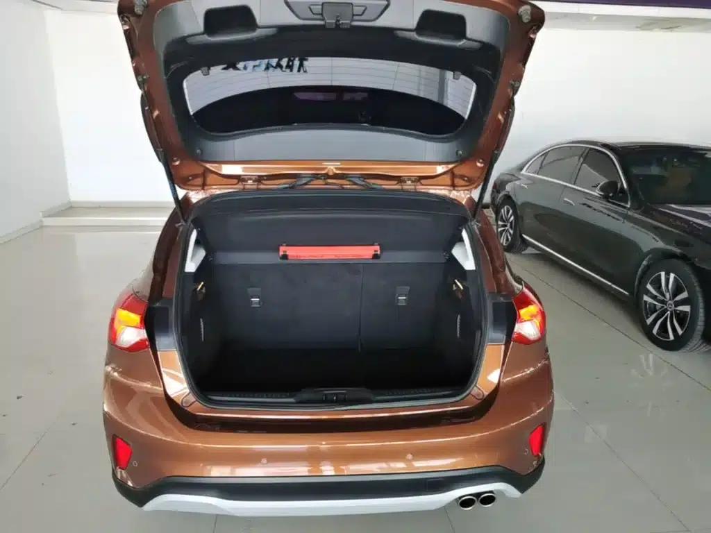 Ford Focus Active 2020 EcoBoost 180 Automatic Trend Edition — миниатюра 19