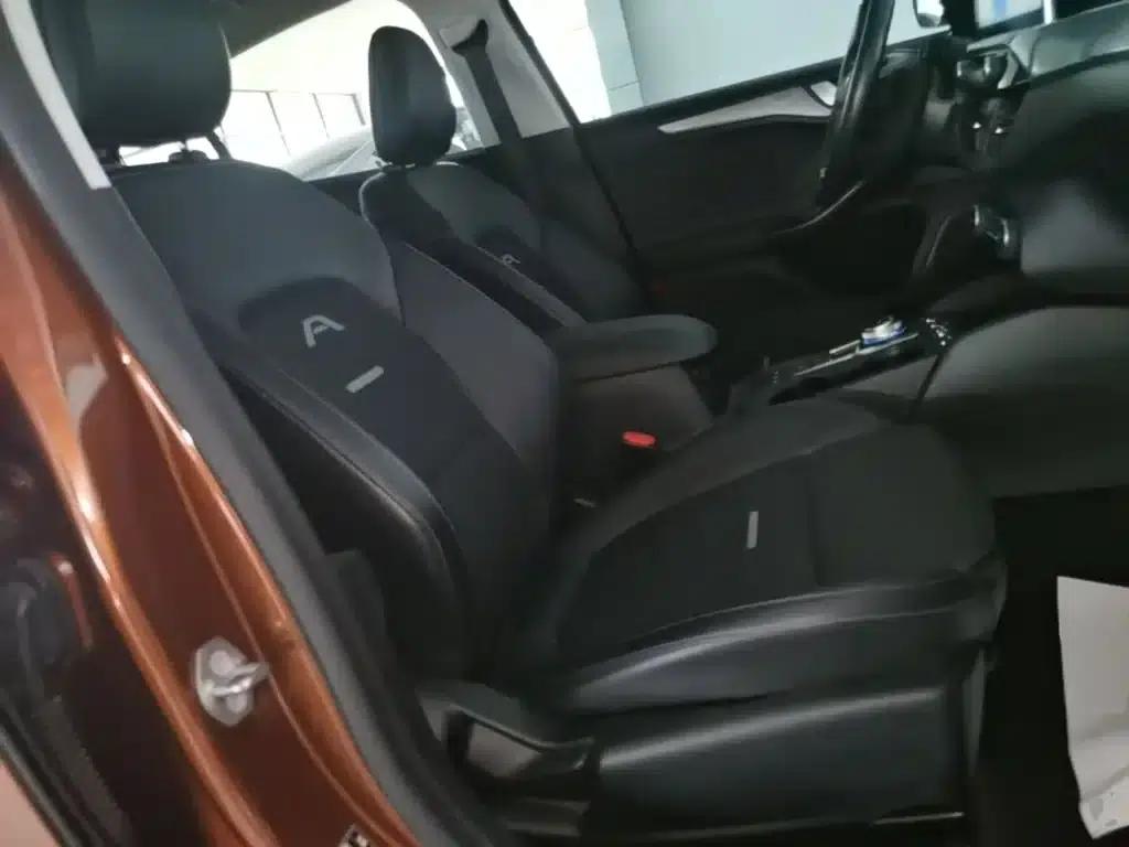 Ford Focus Active 2020 EcoBoost 180 Automatic Trend Edition — миниатюра 25