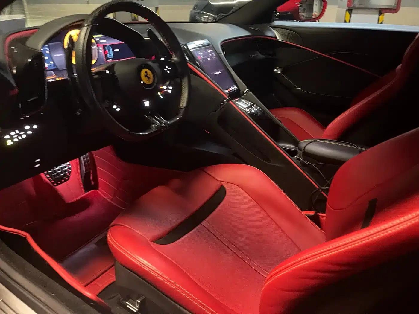 Roma 2020 3.9T V8 — миниатюра 6