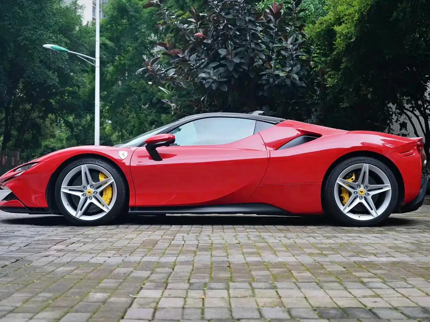 SF90 2020 3.9T V8 Stradale — миниатюра 3