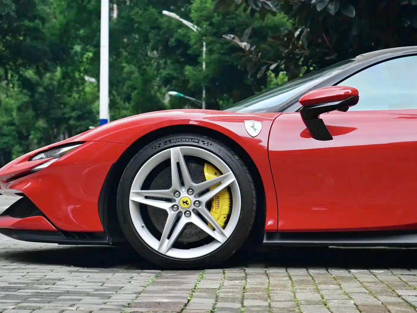 SF90 2020 3.9T V8 Stradale — миниатюра 6