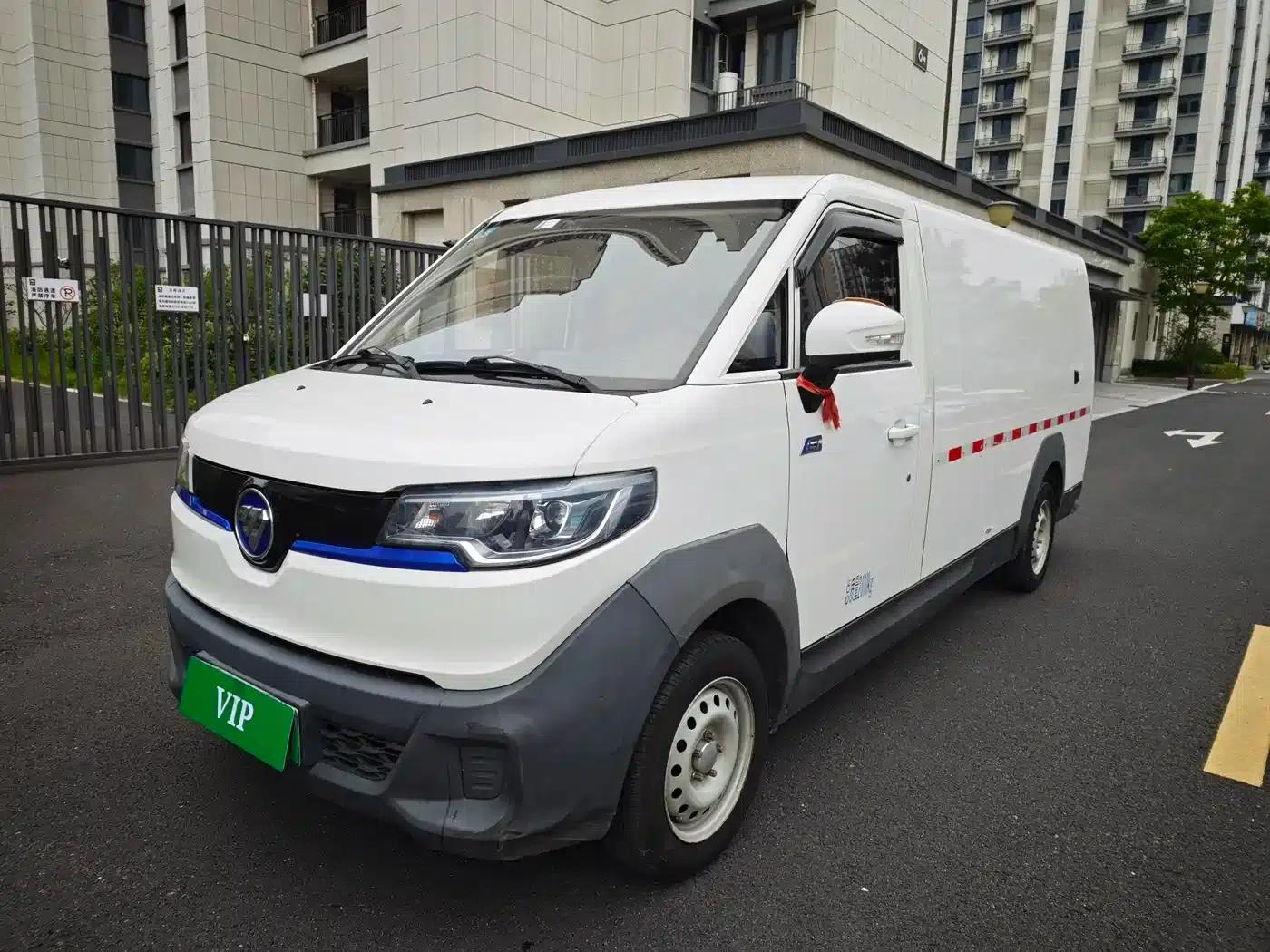 Zhilan Elf E7 2022 Standard Model 46.36kWh — миниатюра 1