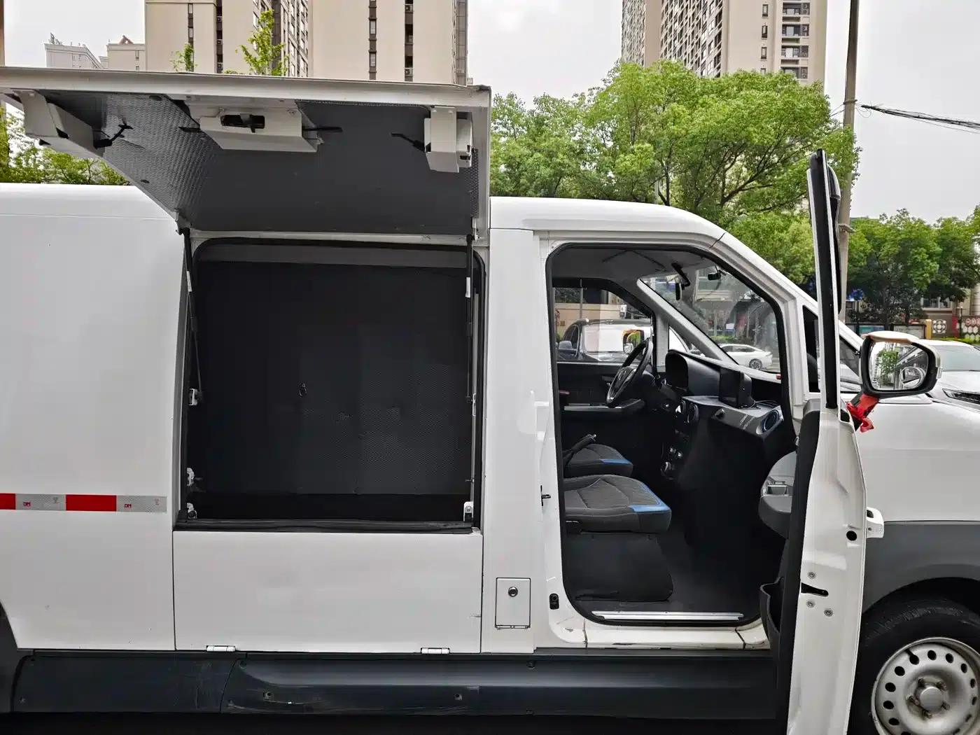 Zhilan Elf E7 2022 Standard Model 46.36kWh — миниатюра 11